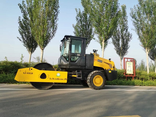 中小型壓路機(jī)的施工技巧有哪些？